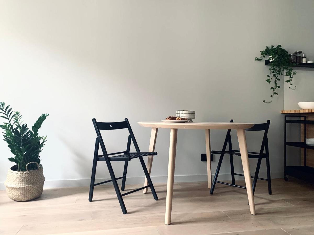 Stylish New Apartment In Riga Old Town - City Centre, Self Check-In, Walkable To Major Attractions Exterior photo